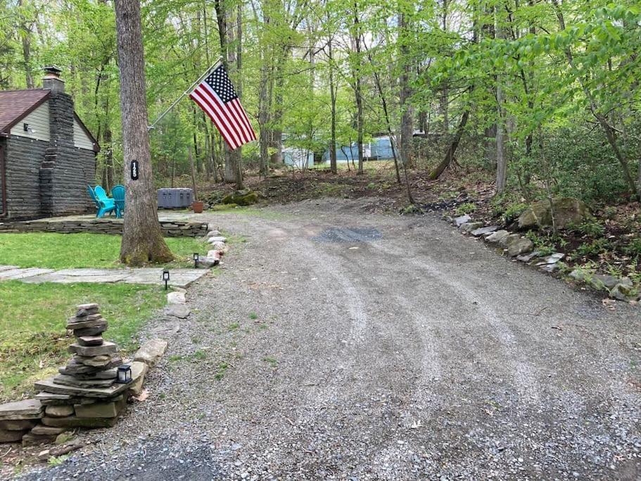Peaceful Seasonal Wooded Cottage Close To Everything Tafton Εξωτερικό φωτογραφία
