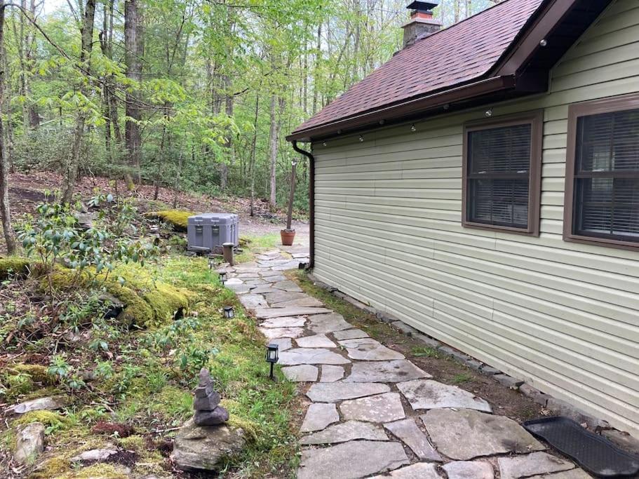 Peaceful Seasonal Wooded Cottage Close To Everything Tafton Εξωτερικό φωτογραφία